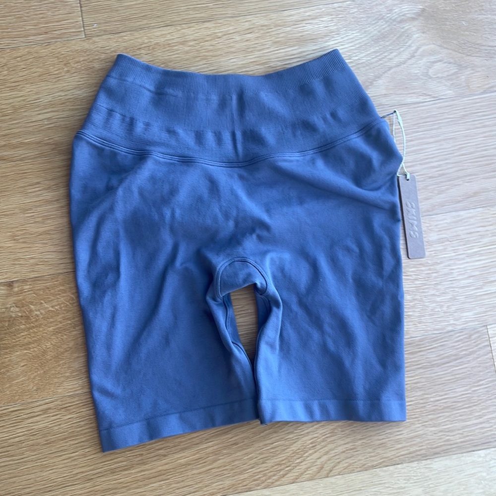 Skims bike shorts